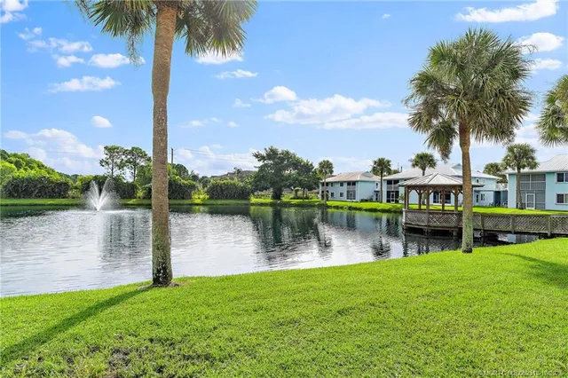 $159,900 | 212 Southeast Village Drive, Unit 212, Port St. Lucie, FL 34952