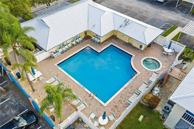 $159,900 | 212 Southeast Village Drive, Unit 212, Port St. Lucie, FL 34952