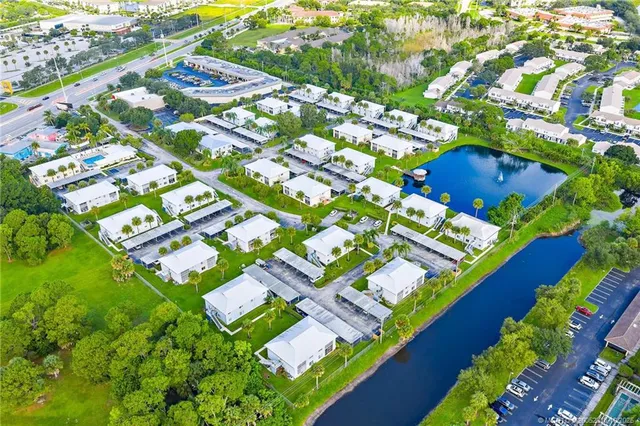 $159,900 | 212 Southeast Village Drive, Unit 212, Port St. Lucie, FL 34952