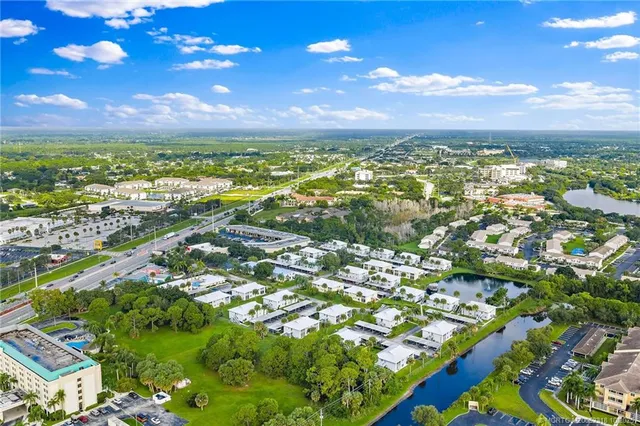 $159,900 | 212 Southeast Village Drive, Unit 212, Port St. Lucie, FL 34952