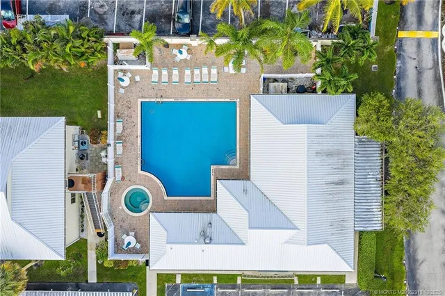 $159,900 | 212 Southeast Village Drive, Unit 212, Port St. Lucie, FL 34952