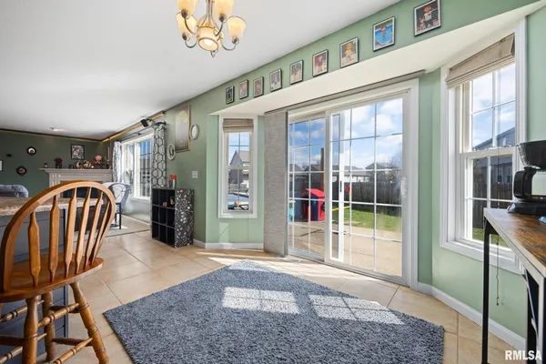 $425,000 | 1130 Belsly Way, Metamora, IL 61548