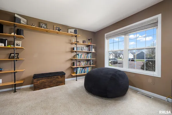 $425,000 | 1130 Belsly Way, Metamora, IL 61548