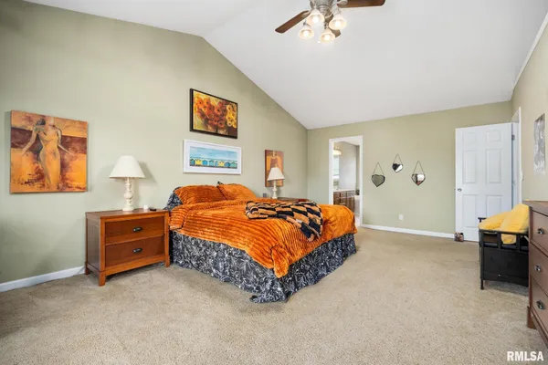 $425,000 | 1130 Belsly Way, Metamora, IL 61548