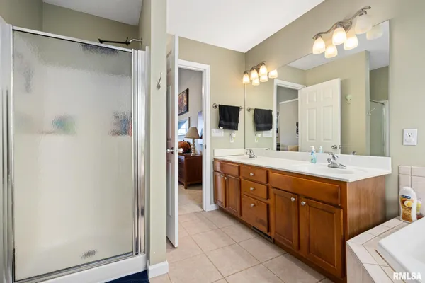 $425,000 | 1130 Belsly Way, Metamora, IL 61548