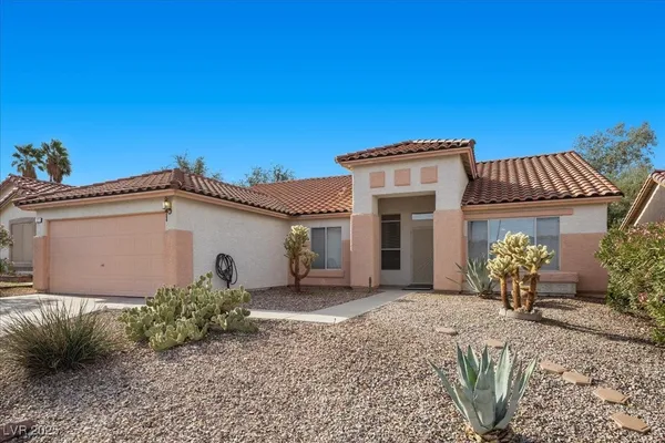 $480,000 | 727 Triple Crown Street, Henderson, NV 89015