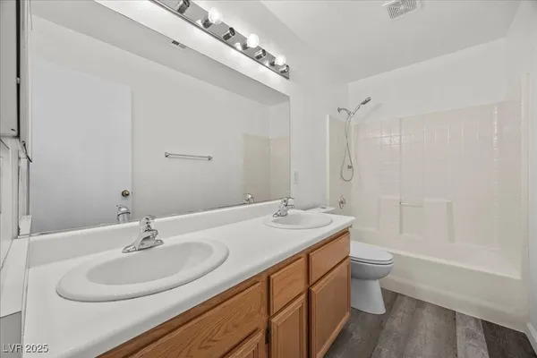 $480,000 | 727 Triple Crown Street, Henderson, NV 89015