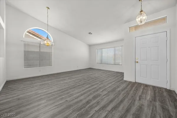 $480,000 | 727 Triple Crown Street, Henderson, NV 89015