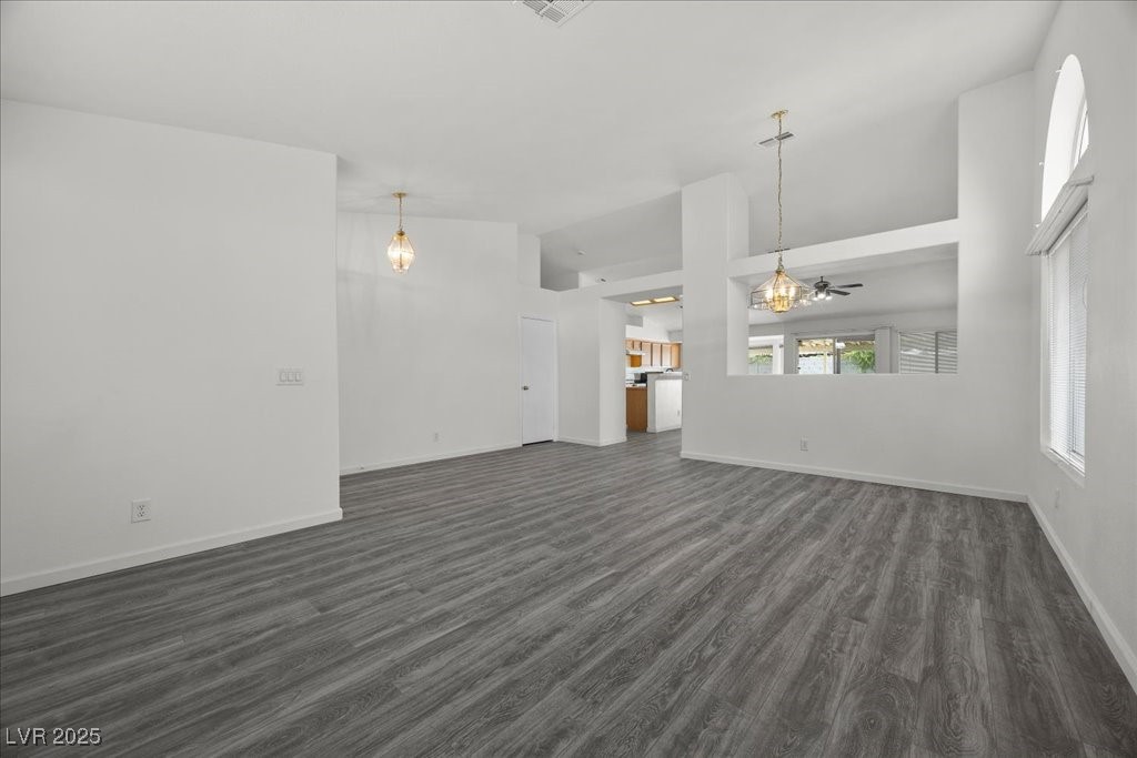 727 Triple Crown Street Henderson, NV 89015 - Photo 3 of 31