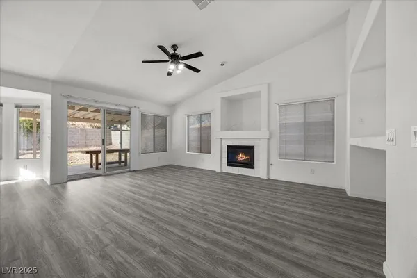 $480,000 | 727 Triple Crown Street, Henderson, NV 89015