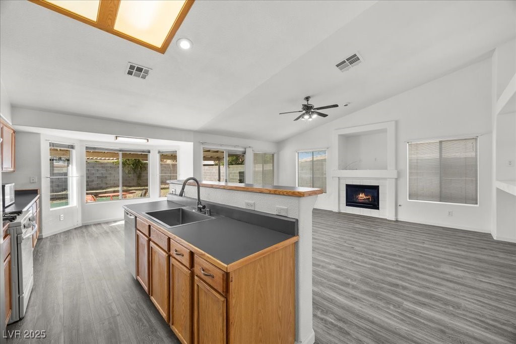 727 Triple Crown Street Henderson, NV 89015 - Photo 7 of 31