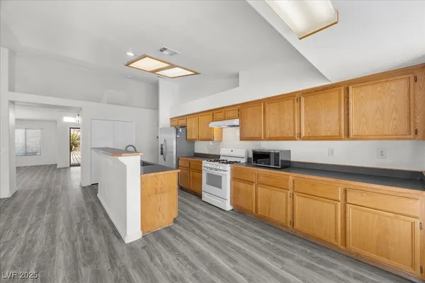 $480,000 | 727 Triple Crown Street, Henderson, NV 89015