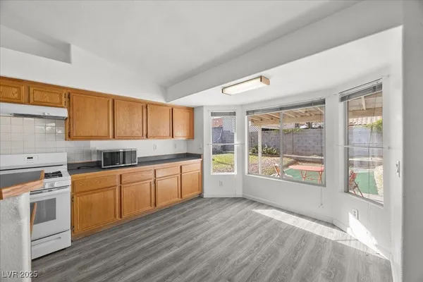 $480,000 | 727 Triple Crown Street, Henderson, NV 89015