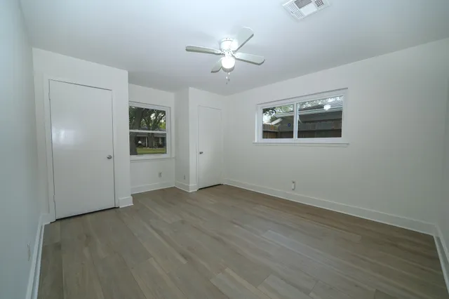 $2,300 | 5471 Loch Lomond Drive, Houston, TX 77096