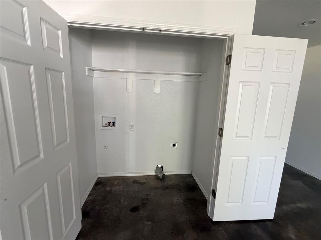 712 Seven Oaks Road, Unit 712 Bonham, TX 75418 - Photo 7 of 14