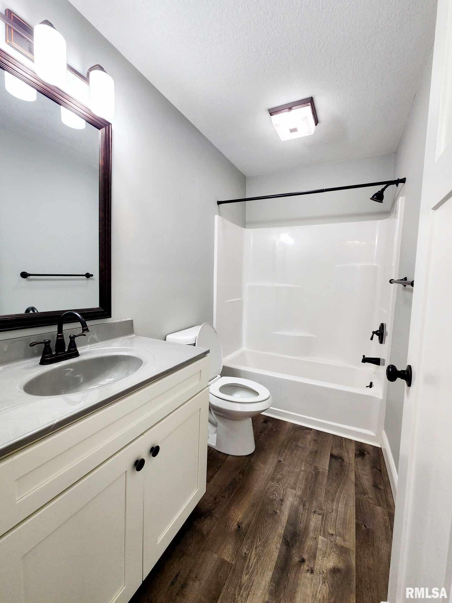 626 South State Road Mendon, IL 62351 - Photo 12 of 22 Gallery Image 12