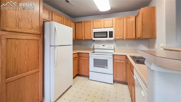 $244,900 | 3731 Riviera Grove, Unit 104, Colorado Springs, CO 80922