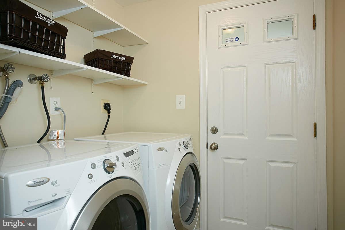 300 Summit Hall Road Gaithersburg, MD 20877 - Photo 21 of 28 View laundry