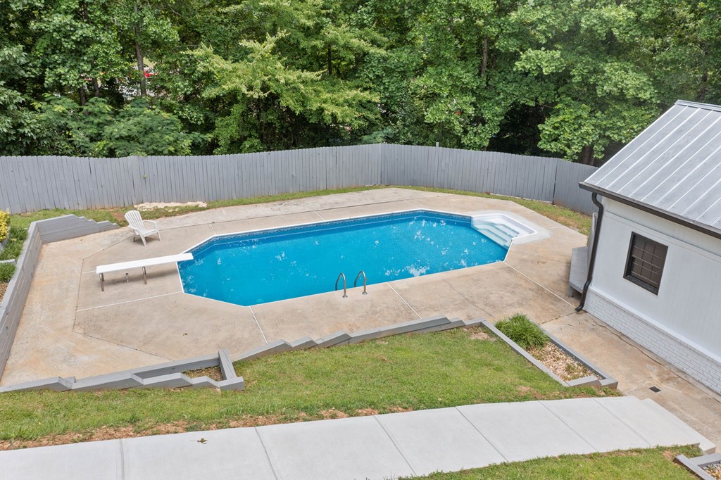 136 Ridgecrest Drive Ball Ground, GA 30107 - Photo 12 of 60 Gallery Image 12
