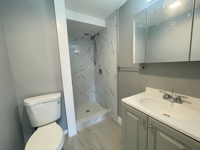 $1,700 | 12 Birch Street, Unit 5, Fitchburg, MA 01420