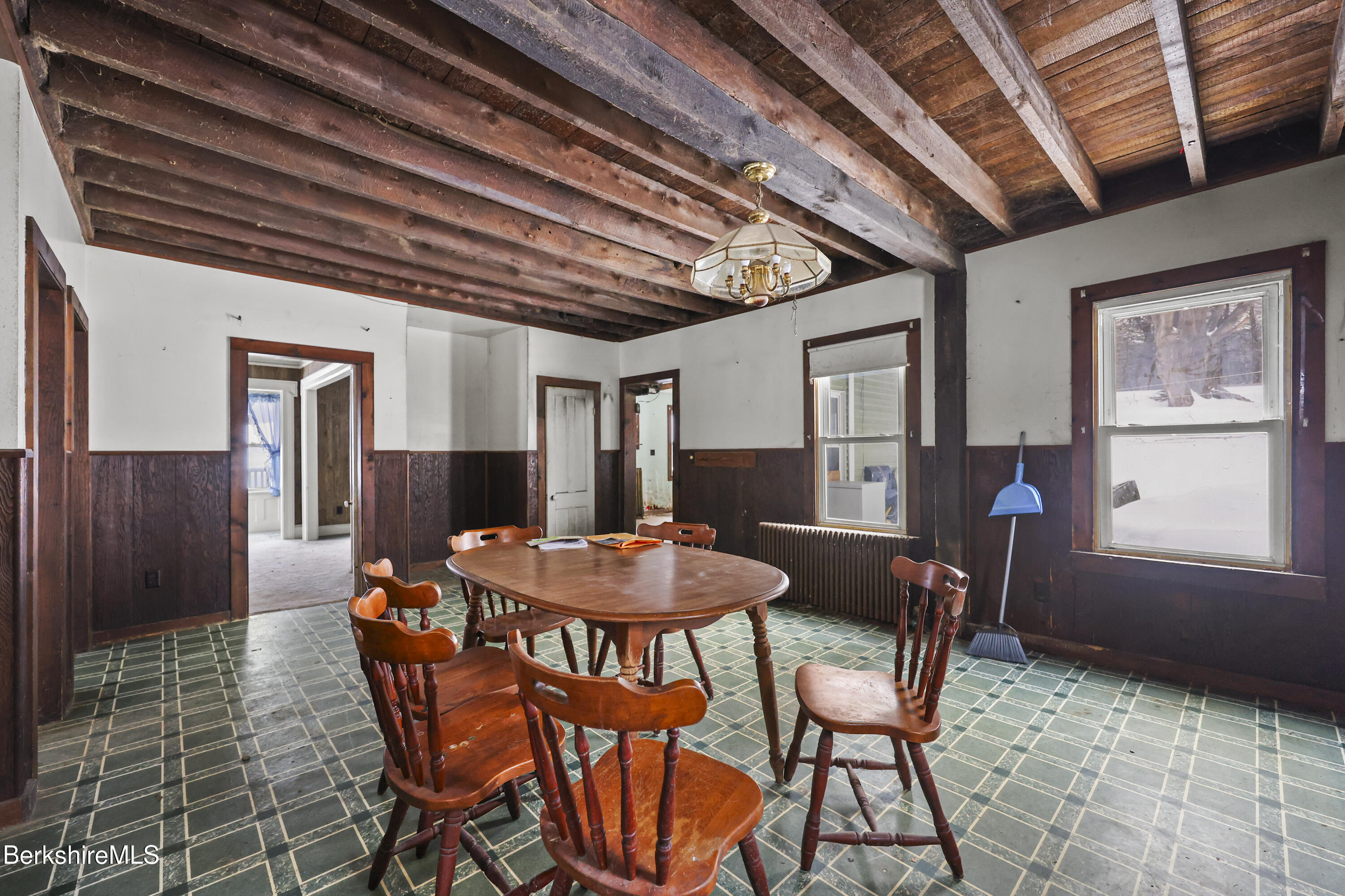 971 North State Road Cheshire, MA 01225 - Photo 11 of 37 50 Kitchen