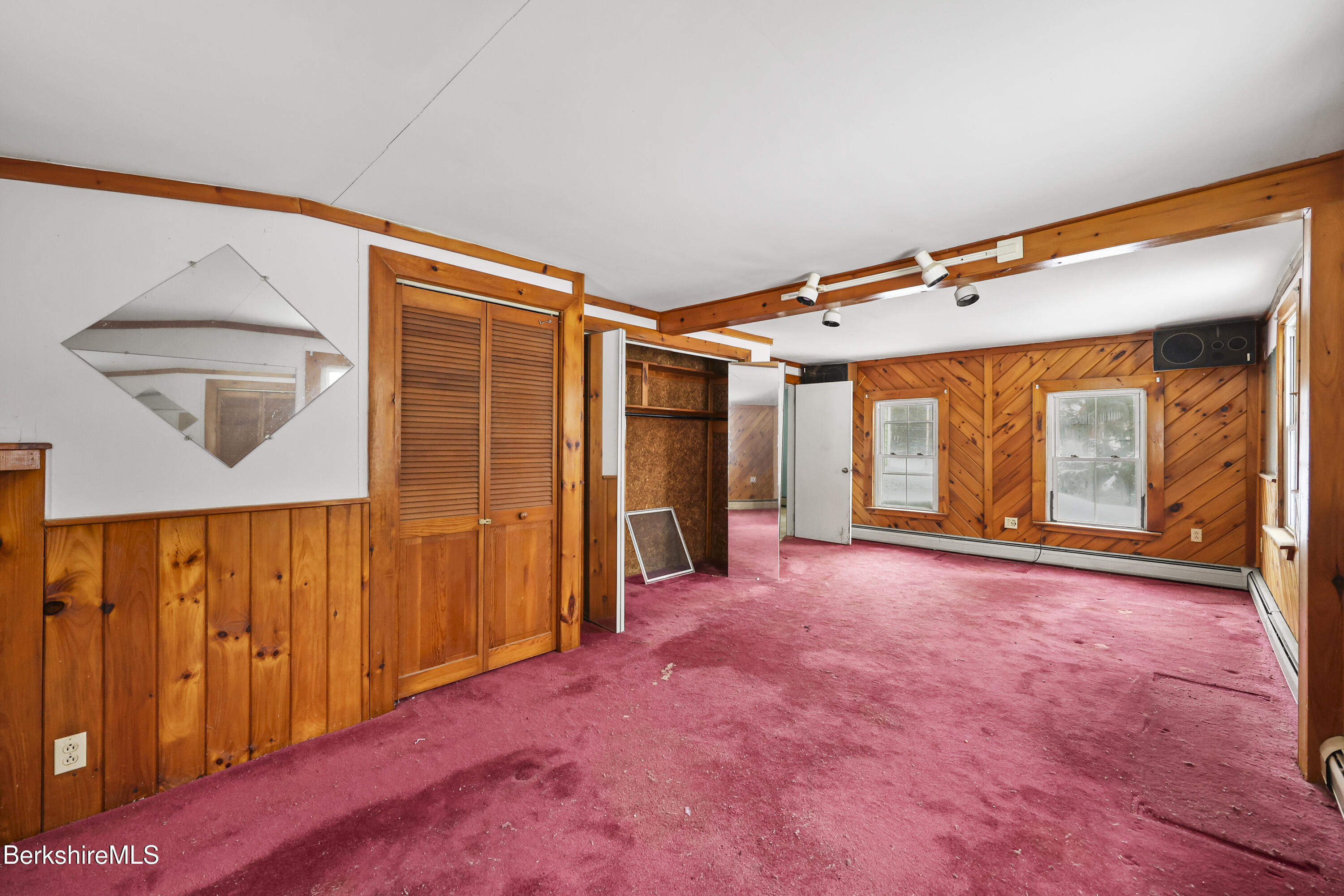 971 North State Road Cheshire, MA 01225 - Photo 25 of 37 110 Second Floor Primary Bedroom