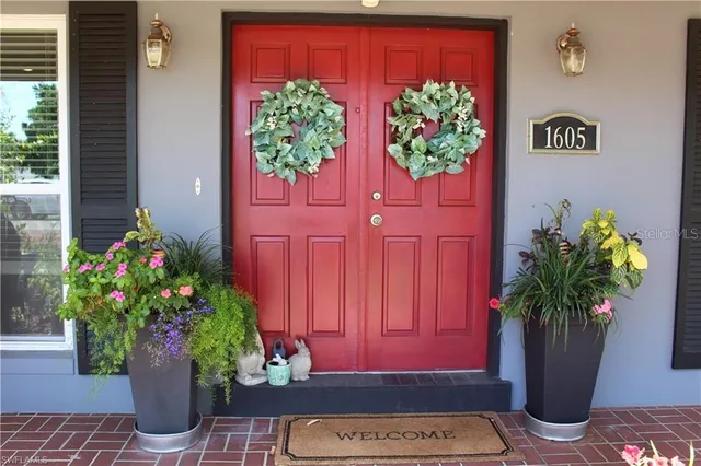 $335,000 | 1605 Oakley Avenue, Fort Myers, FL 33901