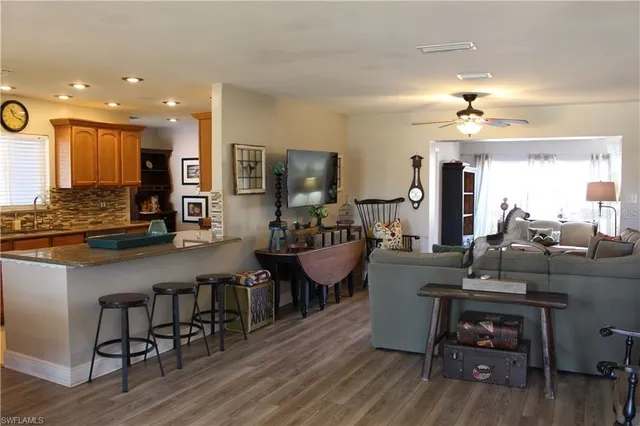 $335,000 | 1605 Oakley Avenue, Fort Myers, FL 33901