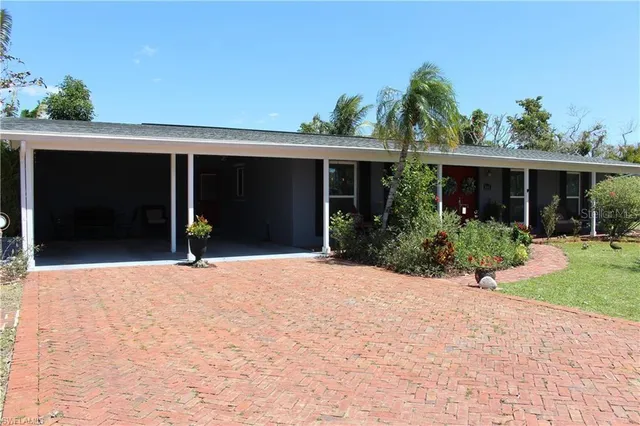 $335,000 | 1605 Oakley Avenue, Fort Myers, FL 33901