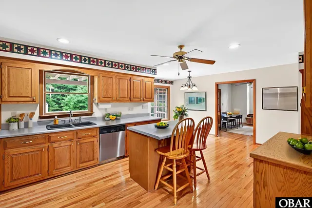 $525,000 | 137 South Street, Moyock, NC 27958