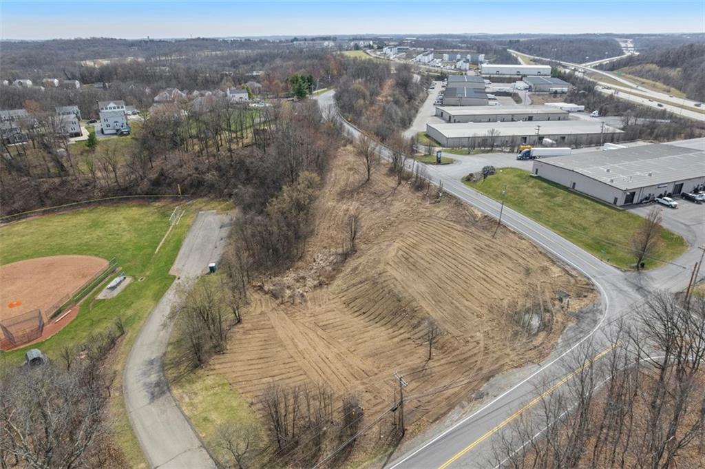 1 Spring Run Road Extension Coraopolis, PA 15108 - Photo 4 of 16 a view of a swimming pool with a yard