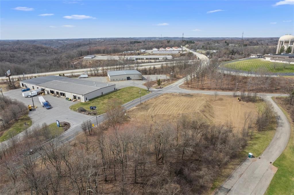 1 Spring Run Road Extension Coraopolis, PA 15108 - Photo 5 of 16 an aerial view of residential houses with outdoor space