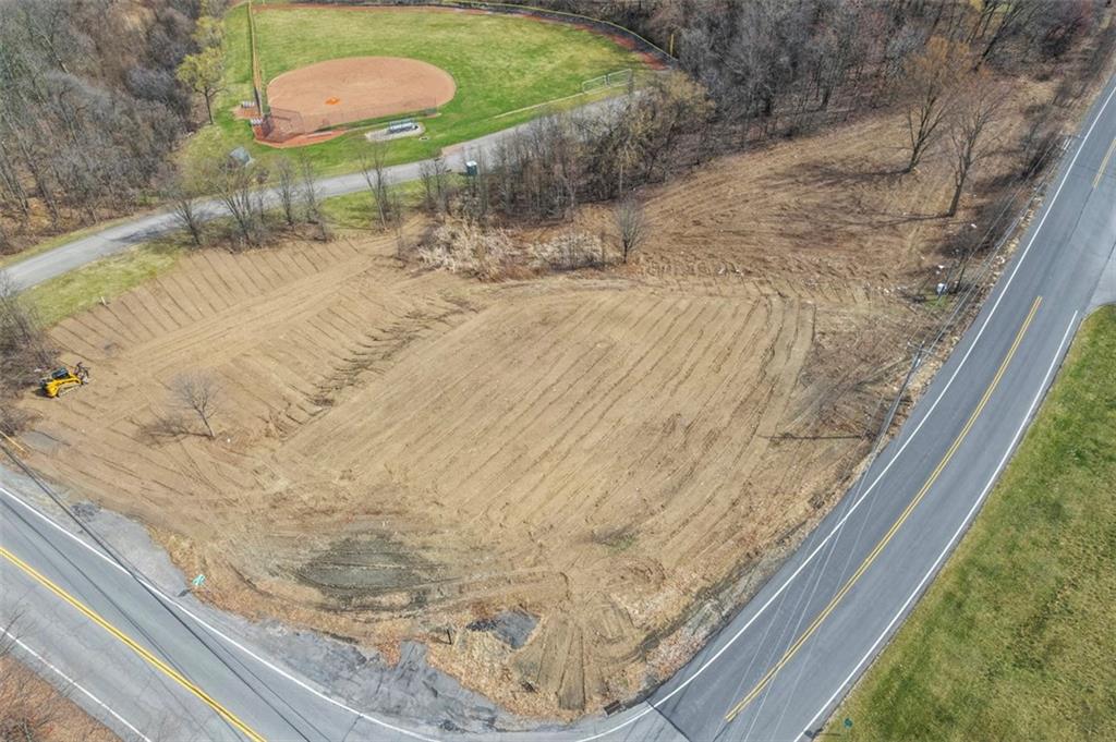 1 Spring Run Road Extension Coraopolis, PA 15108 - Photo 10 of 16 a view of a wooden floor