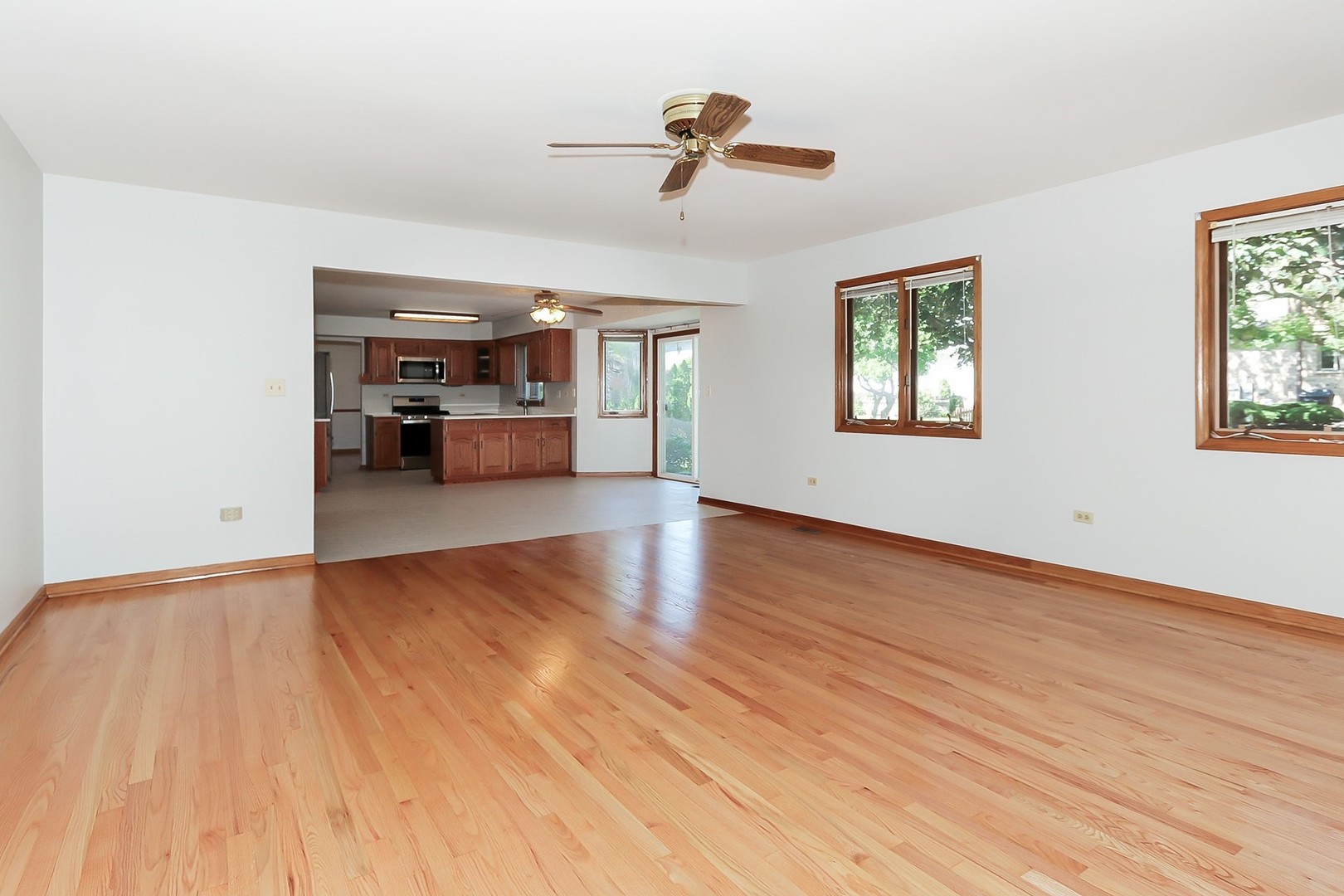 1260 Westridge Place Addison, IL 60101 - Photo 17 of 40