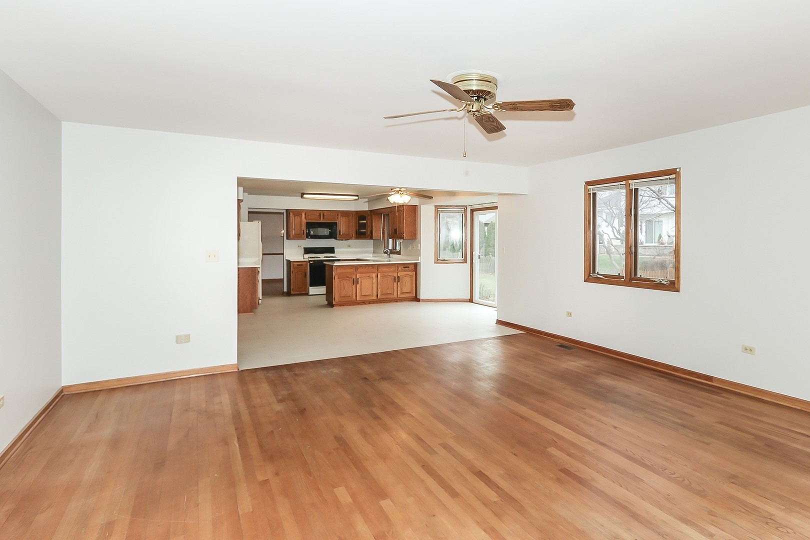 1260 Westridge Place Addison, IL 60101 - Photo 18 of 40