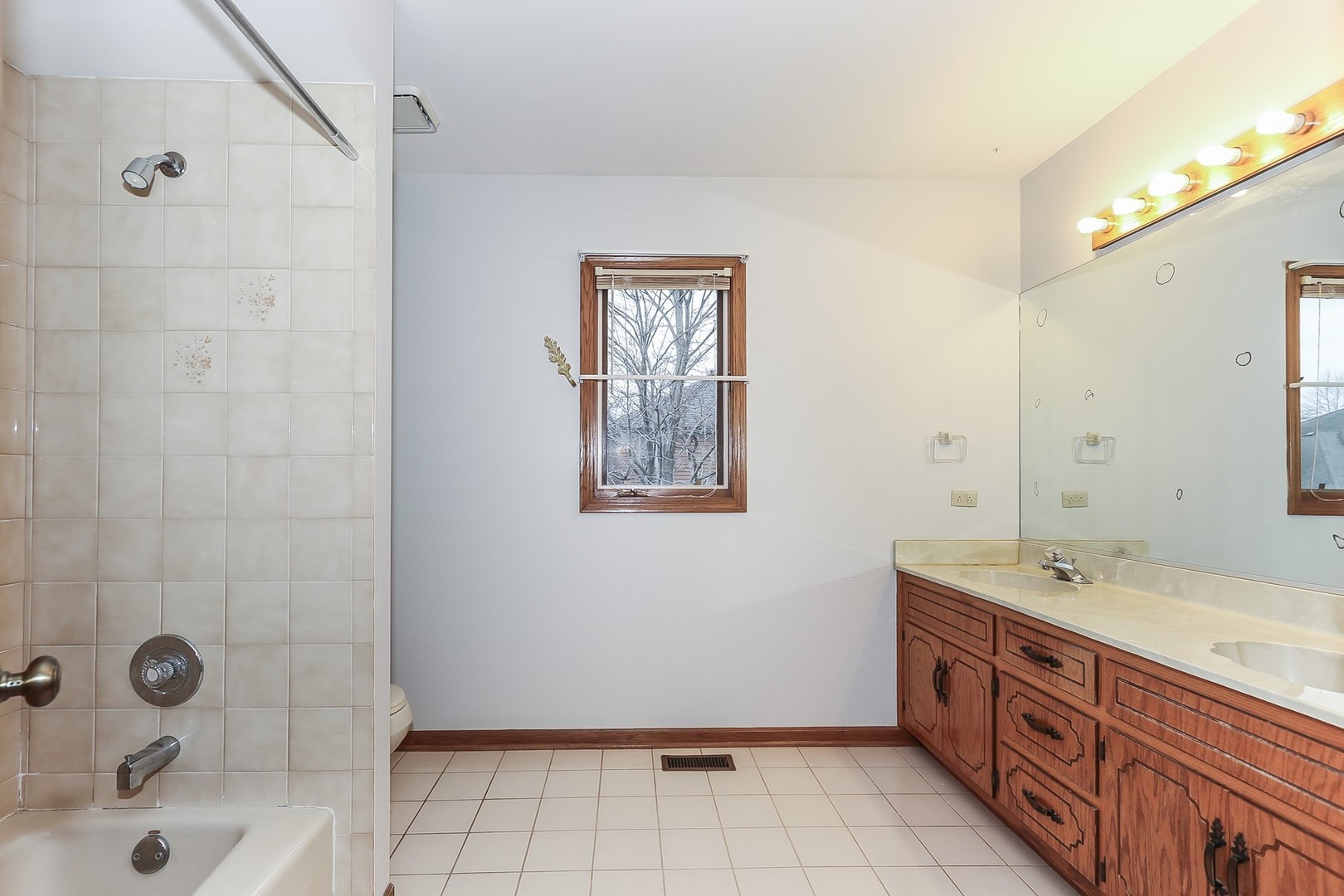 1260 Westridge Place Addison, IL 60101 - Photo 28 of 40