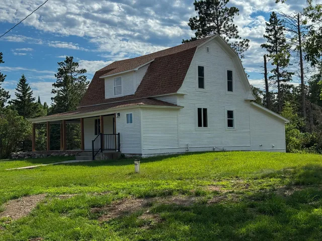 $269,900 | 2411 Town Hall Road Northwest, Bemidji, MN 56601