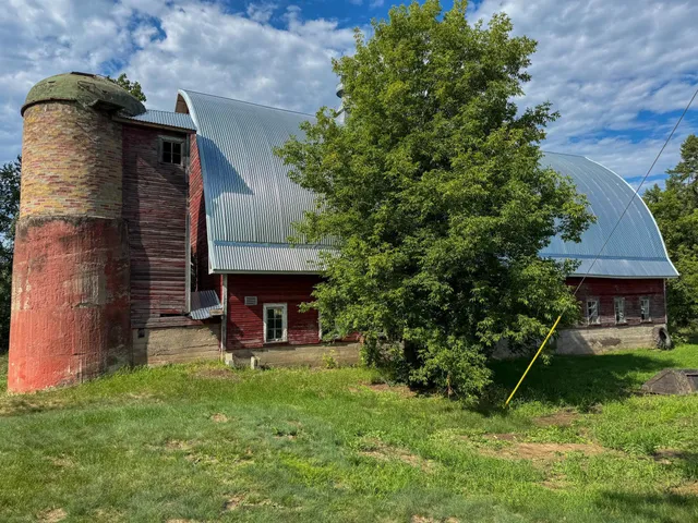 $269,900 | 2411 Town Hall Road Northwest, Bemidji, MN 56601