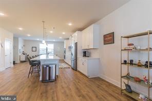 44782 Tiverton Square Ashburn, VA 20147 - Photo 5 of 26 a view of kitchen with breakfast area