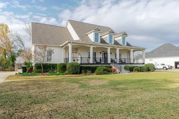 $814,900 | 270 RiverNorth Drive, North Augusta, SC 29841