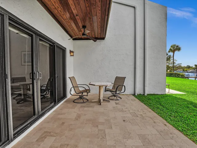 $7,500 | 3474 South Ocean Boulevard, Unit 3, Palm Beach, FL 33480