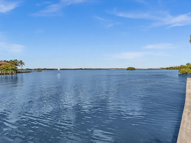 $7,500 | 3474 South Ocean Boulevard, Unit 3, Palm Beach, FL 33480