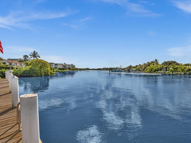 $7,500 | 3474 South Ocean Boulevard, Unit 3, Palm Beach, FL 33480