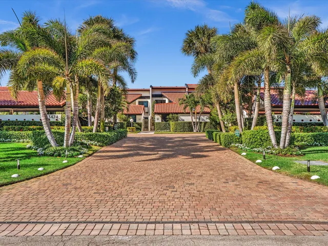 $7,500 | 3474 South Ocean Boulevard, Unit 3, Palm Beach, FL 33480