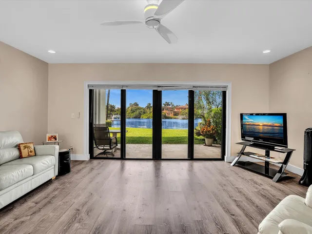 $7,500 | 3474 South Ocean Boulevard, Unit 3, Palm Beach, FL 33480