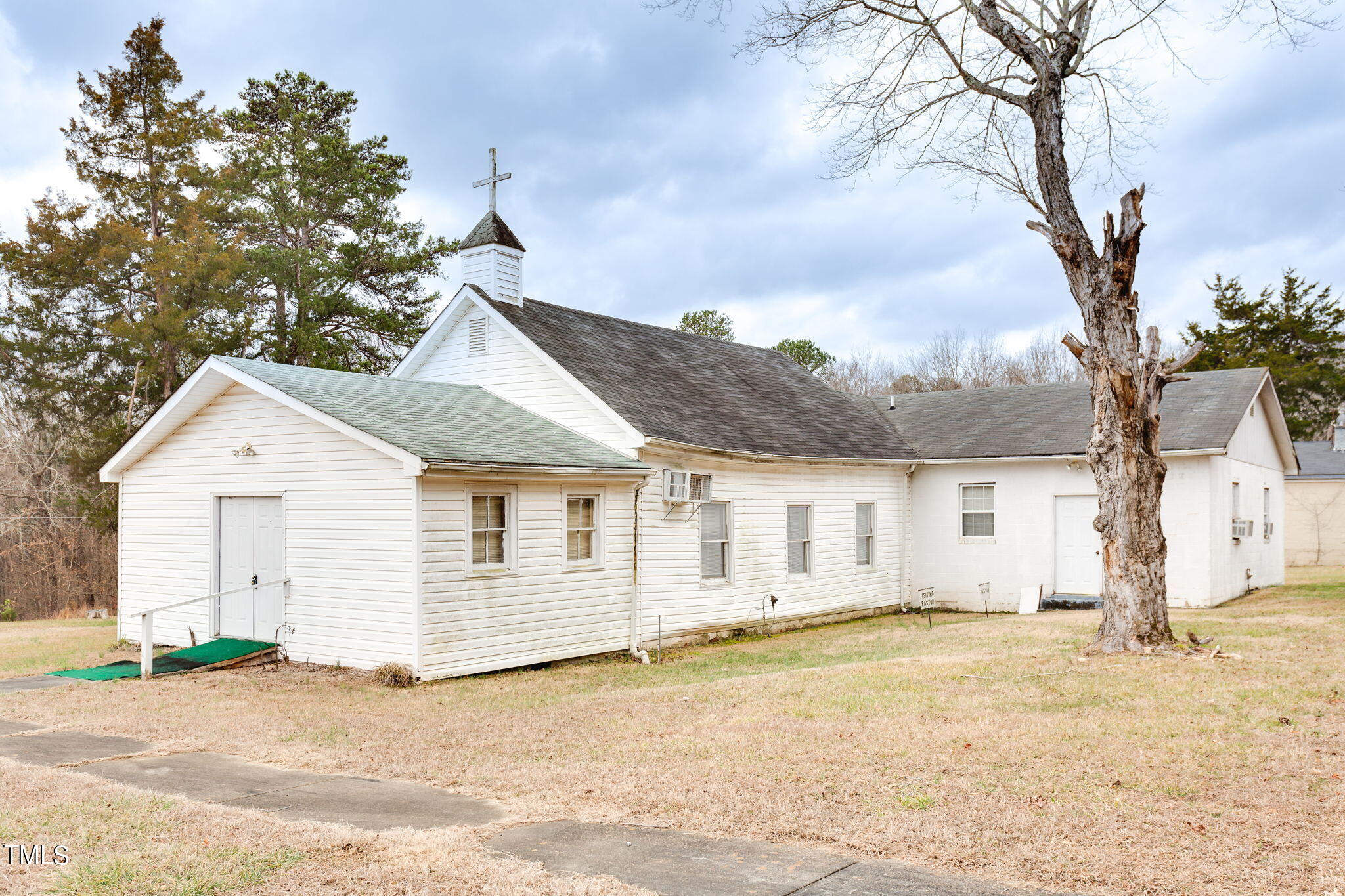 1206 Trollinger Road Graham, NC 27253 - Photo 1 of 22 24-web-or-mls-IMGL9238-enfuse