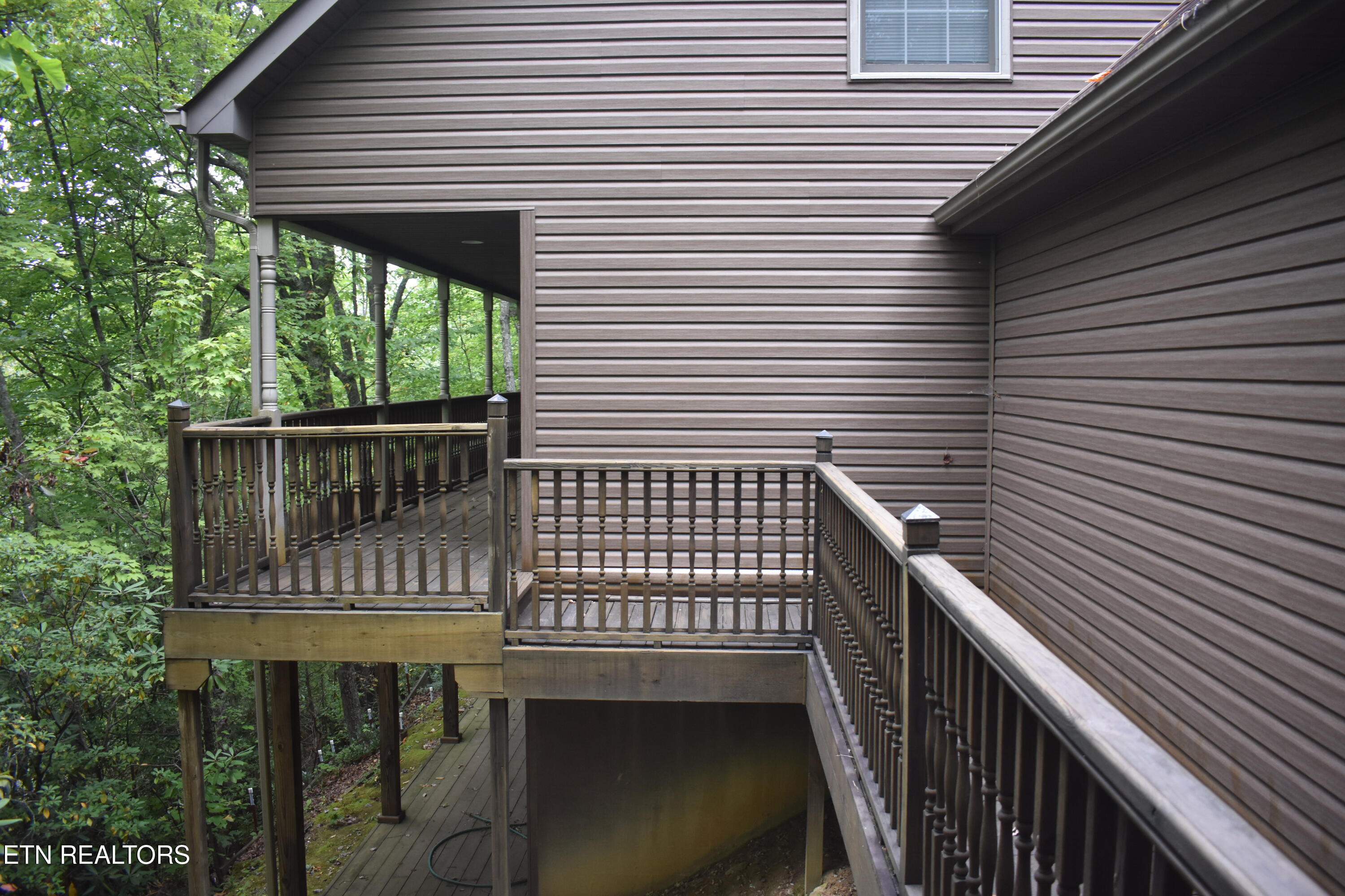 521 Jefferson Road Gatlinburg, TN 37738 - Photo 11 of 48 DSC_0004