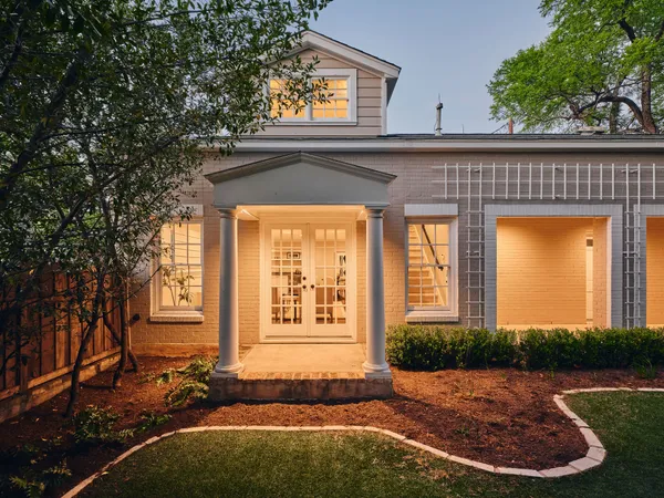 $4,250,000 | 2412 Jarratt Avenue, Austin, TX 78703