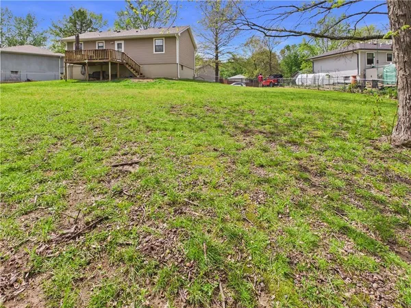 $235,000 | 214 Southeast 51 Road, Warrensburg, MO 64093
