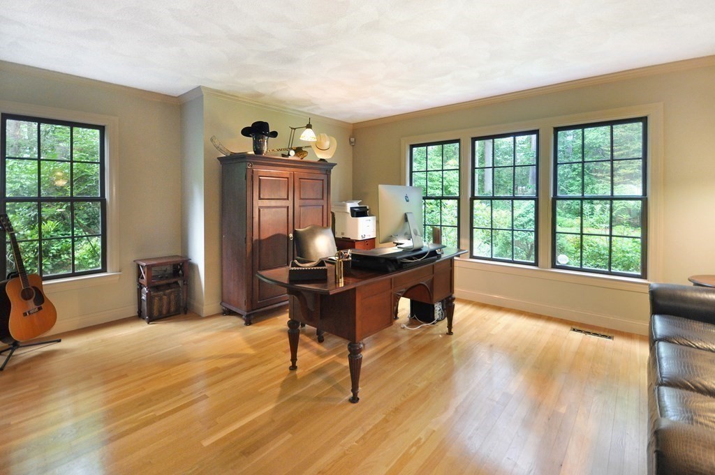 74 Esterbrook Road Acton, MA 01720 - Photo 9 of 42